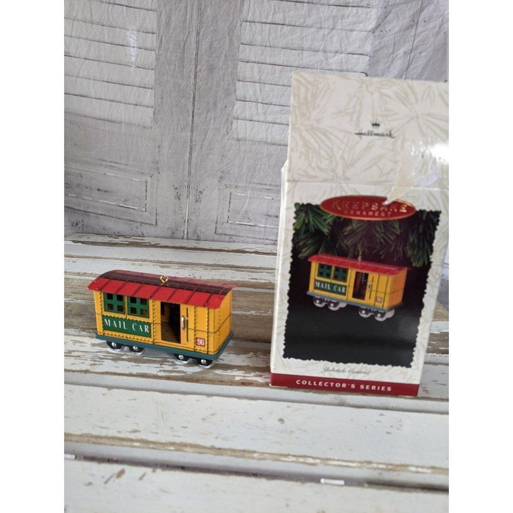 Hallmark Yuletide Central Mail‎ car 1996 3rd train